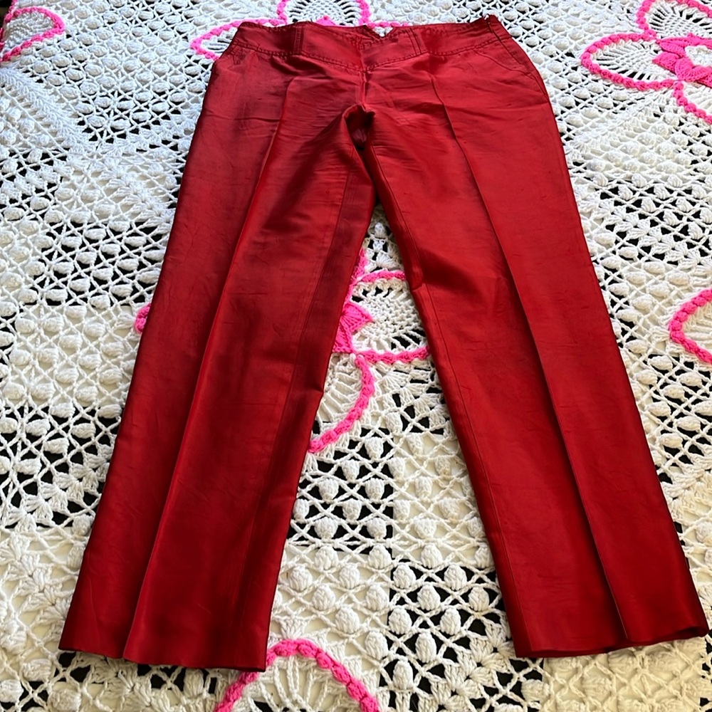 Beautiful ESCADA 100% silk red pants side zipper
